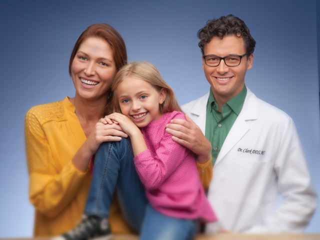 Chris Sarah Olivia 8209_med